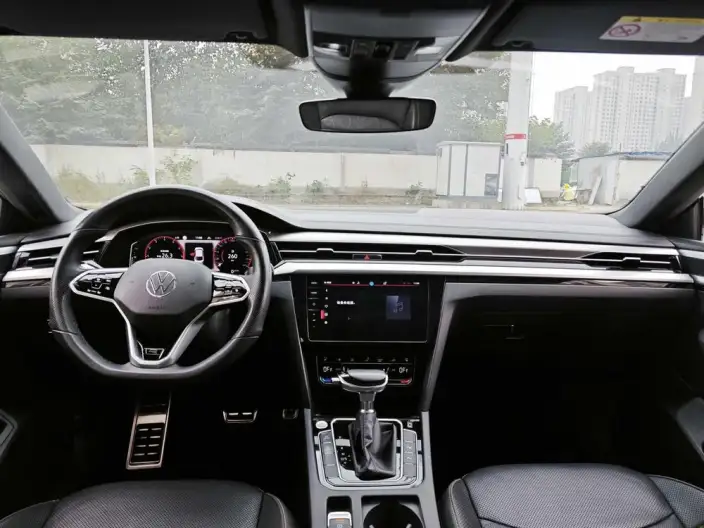 Volkswagen CC 2023 Model 380TSI Eye-catching version – фото 10