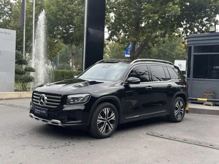 Mercedes-Benz GLB 2024 Model Facelift GLB 220 Dynamic Model – фото 1