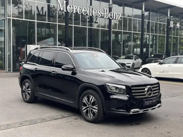 Mercedes-Benz GLB 2024 Model Facelift GLB 220 Dynamic Model – фото 3