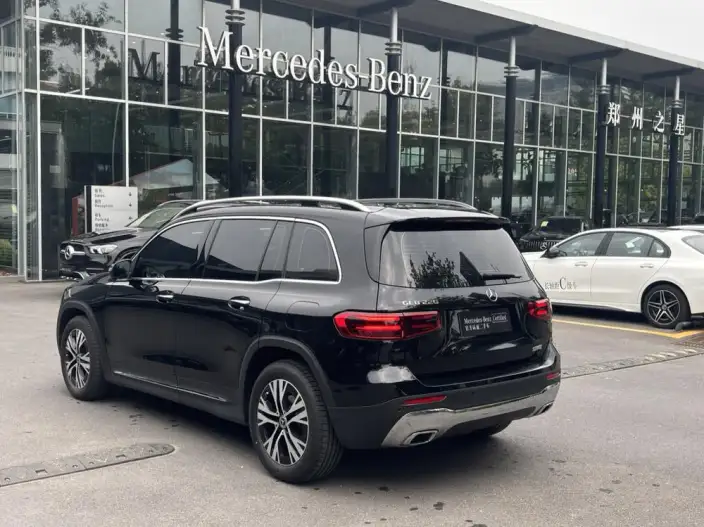 Mercedes-Benz GLB 2024 Model Facelift GLB 220 Dynamic Model – фото 5