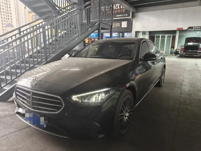 Mercedes-Benz C-Class 2022 Model C 260 L – фото 1