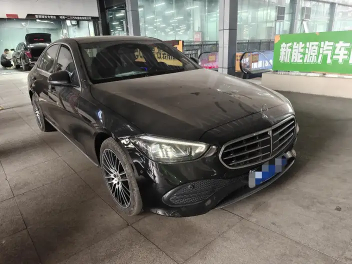 Mercedes-Benz C-Class 2022 Model C 260 L – фото 3