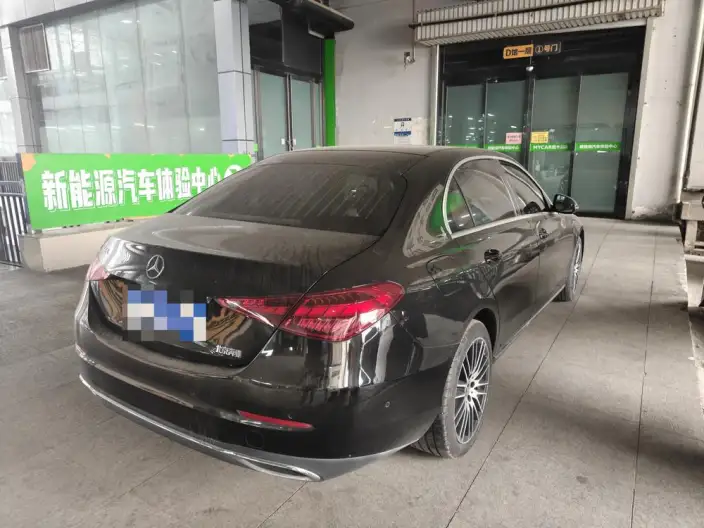 Mercedes-Benz C-Class 2022 Model C 260 L – фото 6