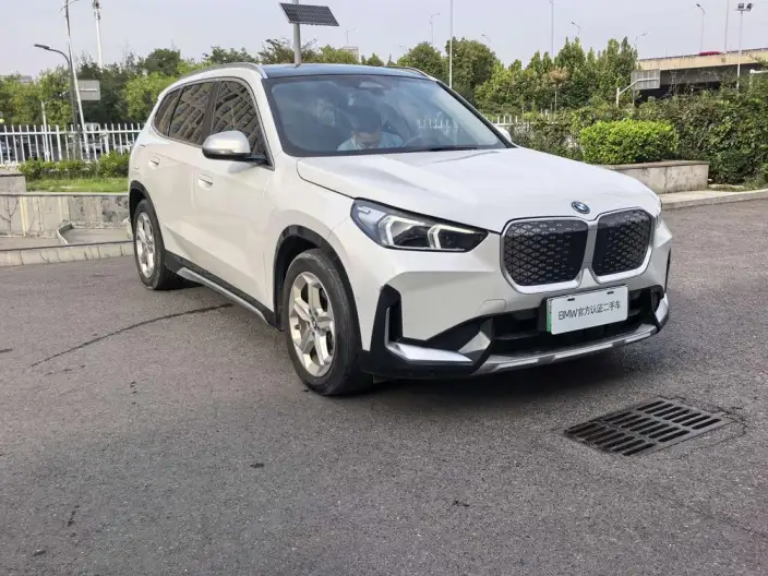 BMW iX 1 2024 Model eDrive25L X Design Set – фото 3