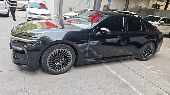 Toyota Crown Imported 2024 Model Sedan 2.5L HEV Supreme Edition – фото 8