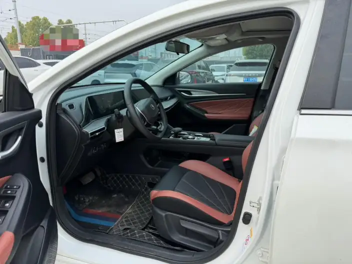 Changan Eado 2023 Model PLUS Changxiang Edition Blue whale NE 1.4T GDI DCT Noble Model – фото 9