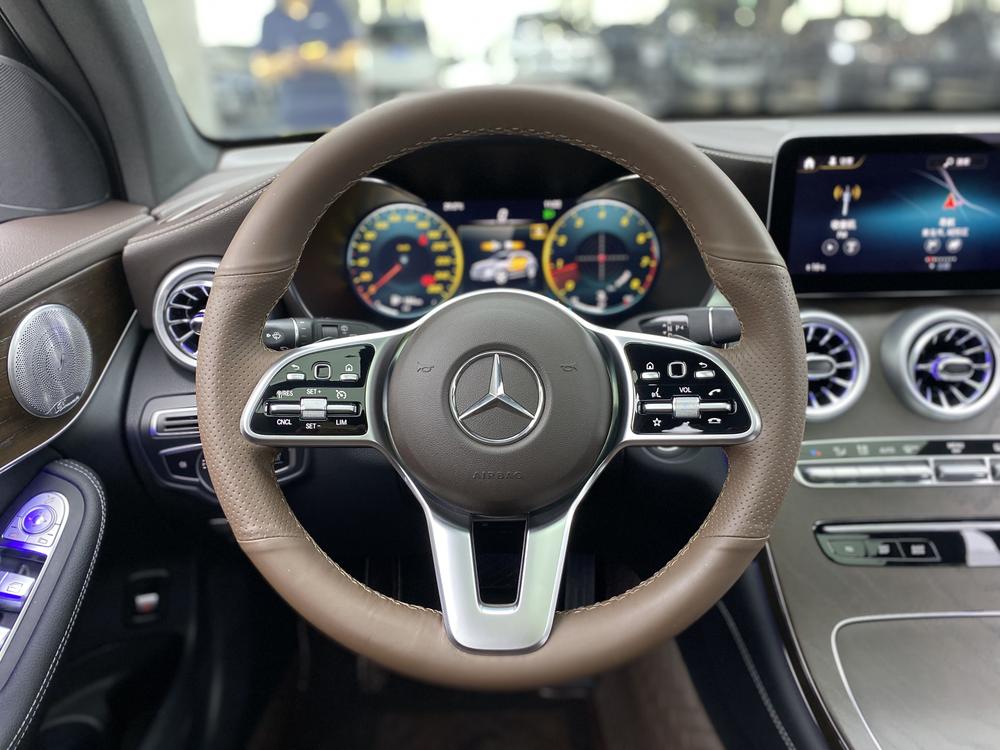 Mercedes-Benz GLC 2021 GLC 260 L 4MATIC Luxury – фото 25