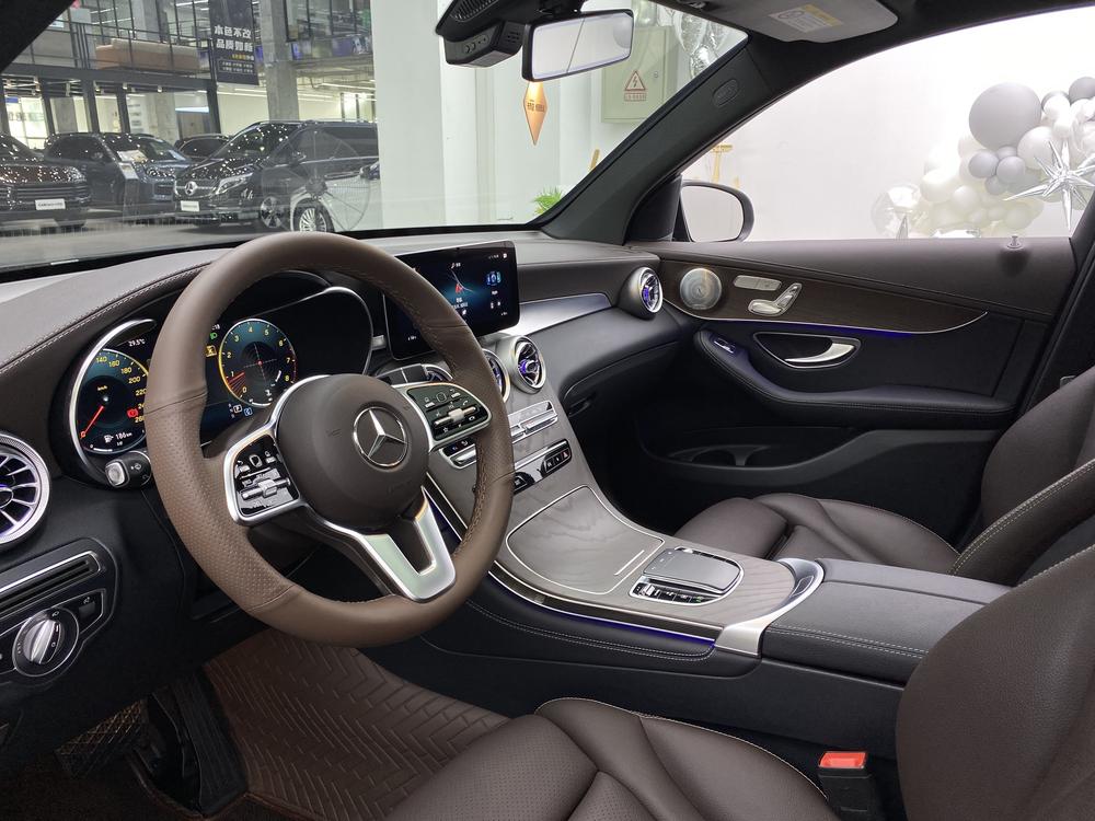Mercedes-Benz GLC 2021 GLC 260 L 4MATIC Luxury – фото 35