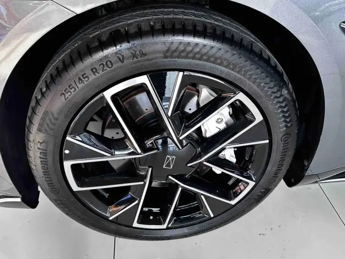 Avita 06 2025 Model Ultra 4WD EV Edition – фото 9