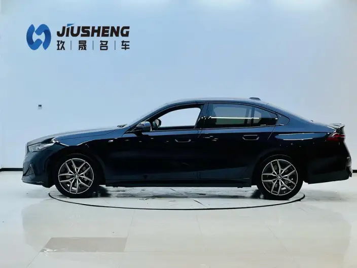 BMW 5 Series Imported 2024 Model 530i Leading Model M Sports Set – фото 3