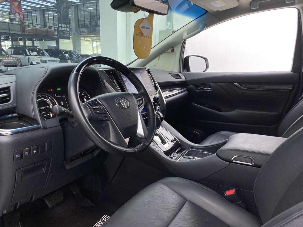 Vellfire 2022 Toyota Crown Hybrid 金 Shine Special edition 2.5L HV Deluxe Edition – фото 27