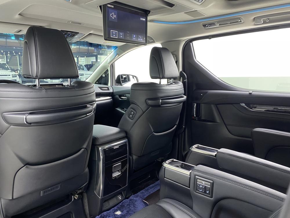 Vellfire 2022 Toyota Crown Hybrid 金 Shine Special edition 2.5L HV Deluxe Edition – фото 29
