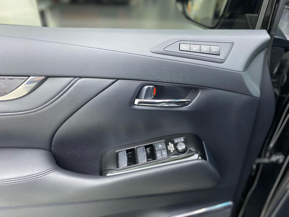 Vellfire 2022 Toyota Crown Hybrid 金 Shine Special edition 2.5L HV Deluxe Edition – фото 34
