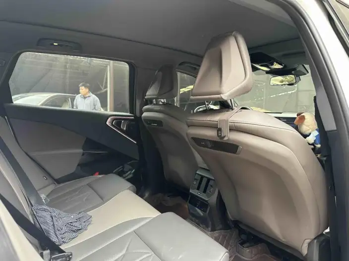 BMW X3 2025 Model xDrive30L Leading Model M Sports Set – фото 10