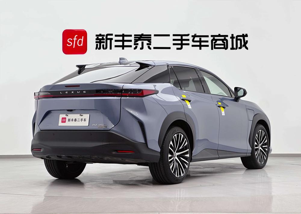 Lexus RZ 2023 450e DIRECT4 Premium – фото 6
