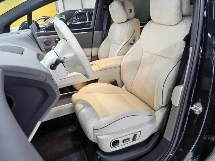Li Auto i6 2025 Model 2WD Standard Edition – фото 10