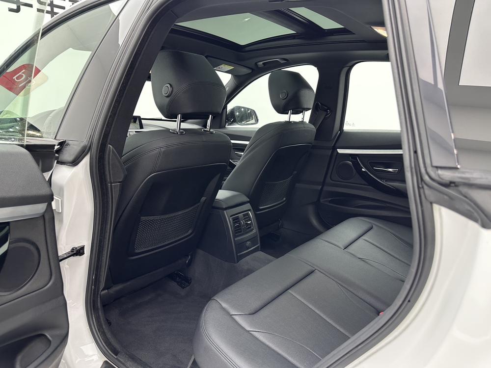 BMW 3 Series Gran Turismo 2020 320i M Sports Set – фото 32