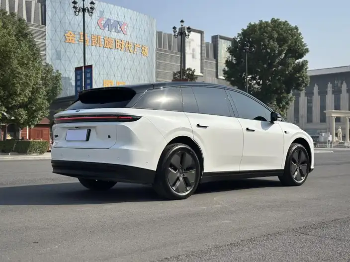 Li Auto i6 2025 Model 2WD Standard Edition – фото 7
