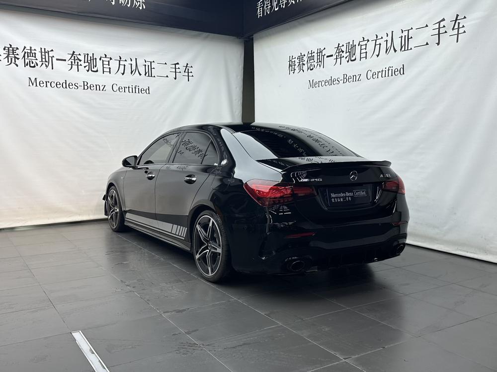 Mercedes-Benz A-Class AMG 2024 AMG A 35 L 4MATIC – фото 4
