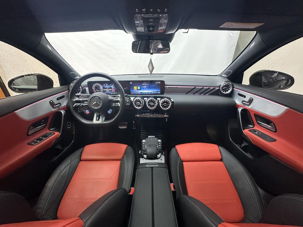 Mercedes-Benz A-Class AMG 2024 AMG A 35 L 4MATIC – фото 11