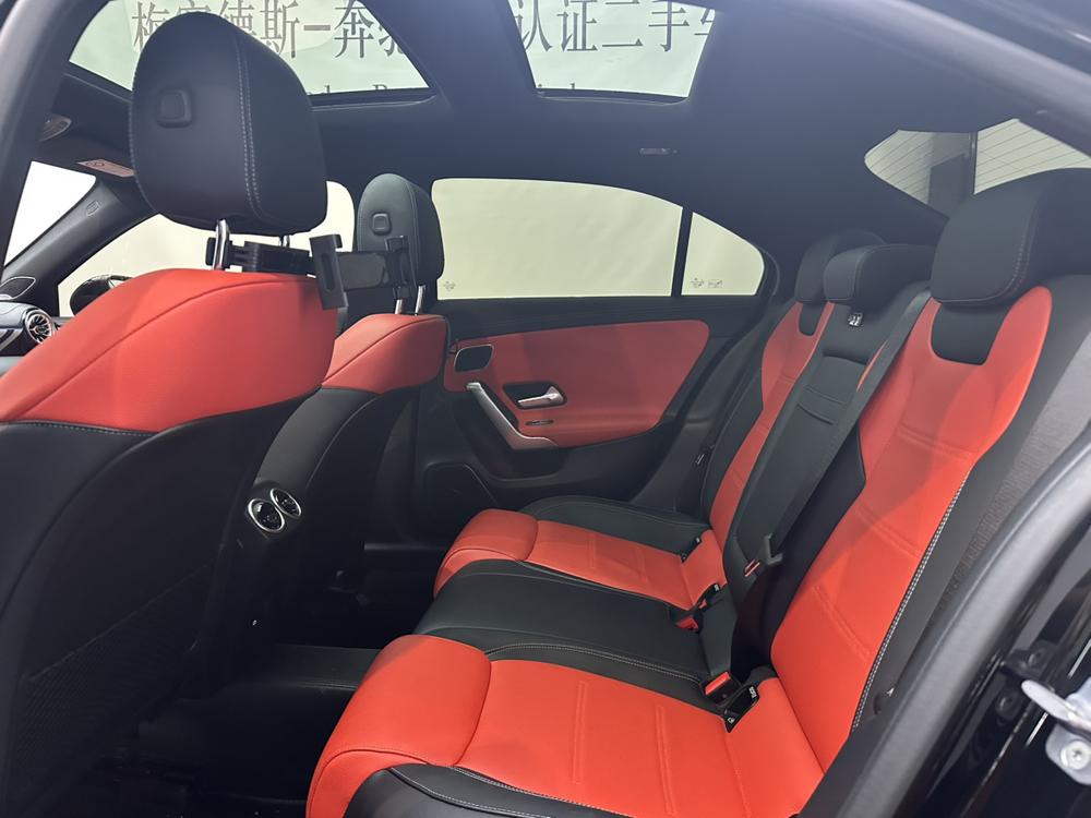 Mercedes-Benz A-Class AMG 2024 AMG A 35 L 4MATIC – фото 15