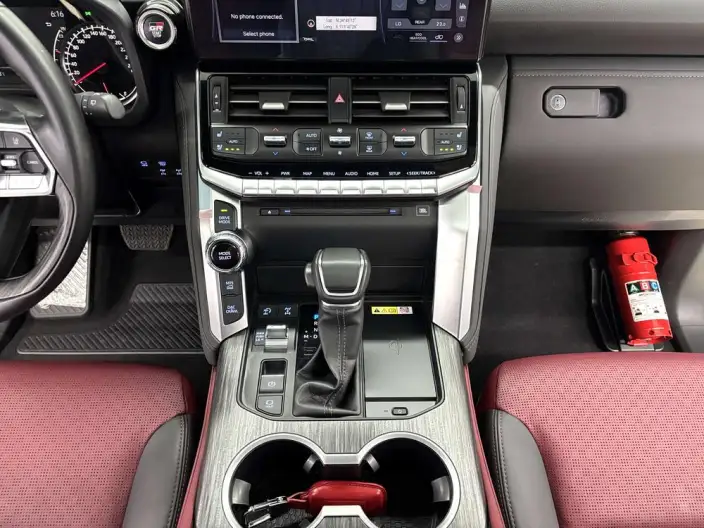 Land Cruiser (import 2022 Model 3.5T Automatic 4WD 7 seat Parallel Imported – фото 10