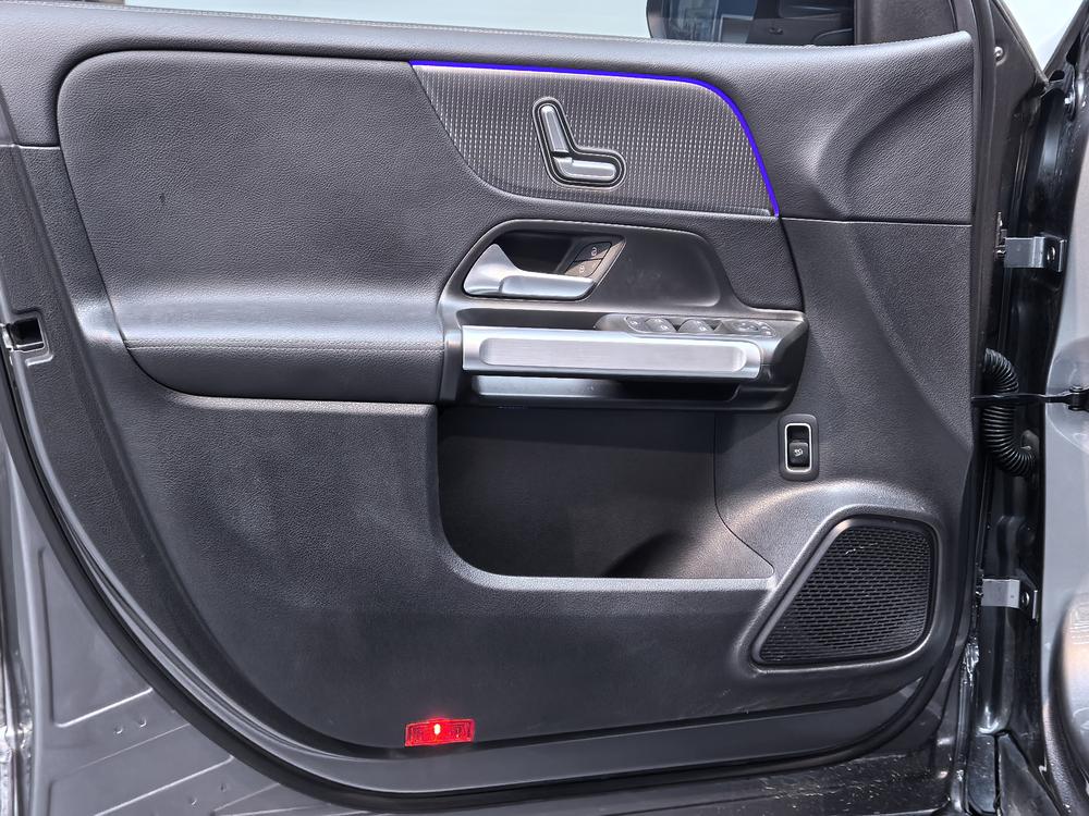 Mercedes-Benz GLB 2021 GLB 200 Sport – фото 9