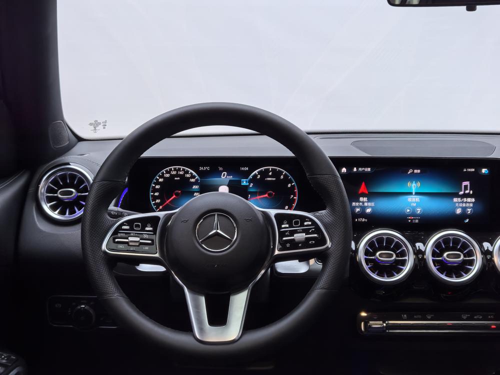 Mercedes-Benz GLB 2021 GLB 200 Sport – фото 13