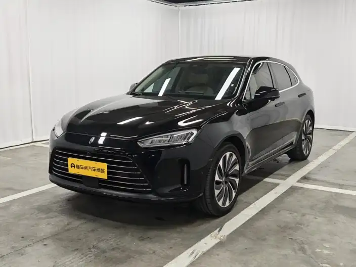 Aito M5 2022 Model Extended Range 4WD Flagship Edition – фото 1