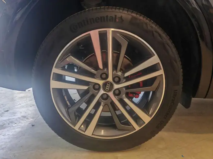 Audi Q5L 2023 Model 40T Luxury Dynamic Model – фото 6
