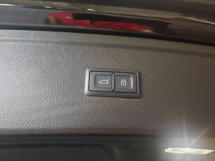 Audi Q5L 2023 Model 40T Luxury Dynamic Model – фото 8