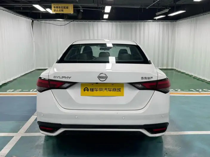 Nissan Sylphy 2023 Model 1.6L CVT Yuexiang Edition – фото 6