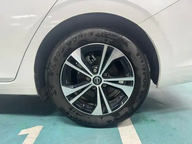 Nissan Sylphy 2023 Model 1.6L CVT Yuexiang Edition – фото 9