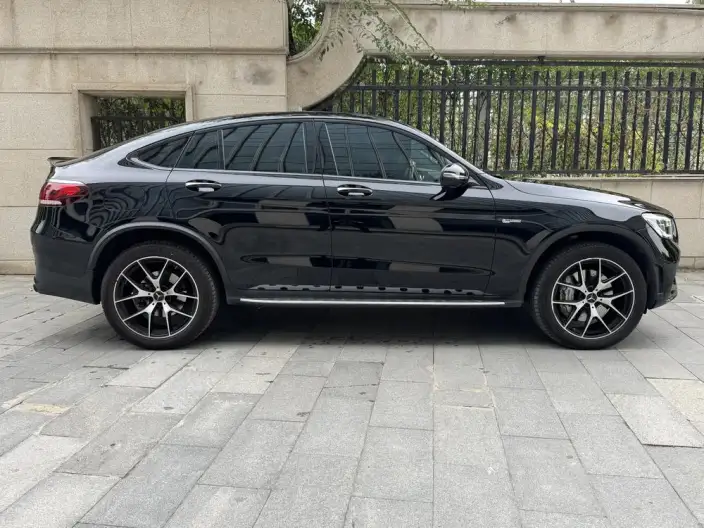 Mercedes-Benz GLC AMG 2022 Model AMG GLC 43 4MATIC – фото 6