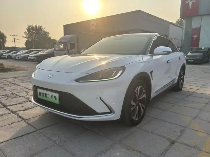 Arcfox α-S 2022 Model 708S+ 175kW