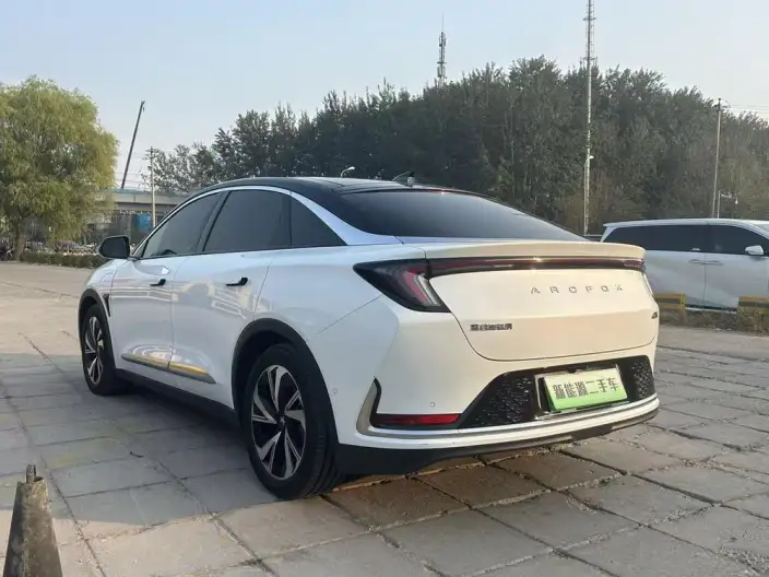 Arcfox α-S 2022 Model 708S+ 175kW