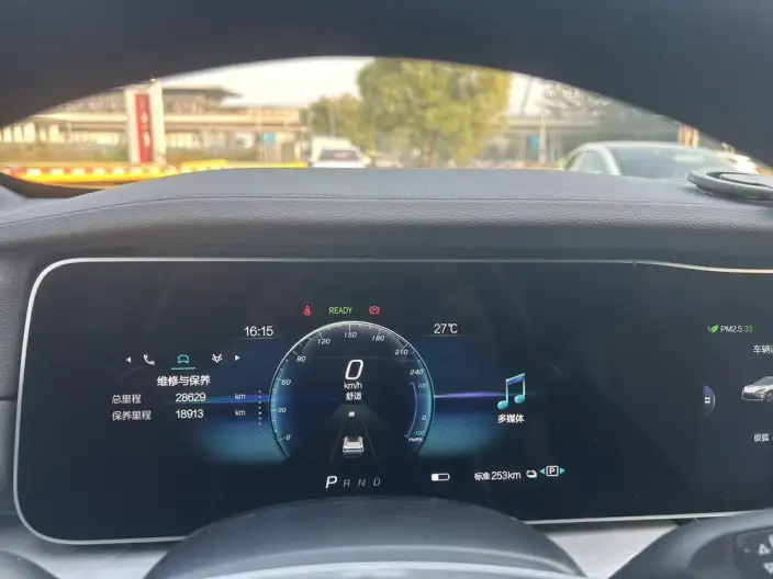 Arcfox α-S 2022 Model 708S+ 175kW – фото 10