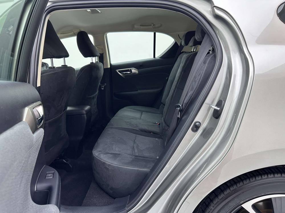 Lexus CT 2017 200h Elite Monochrome – фото 25