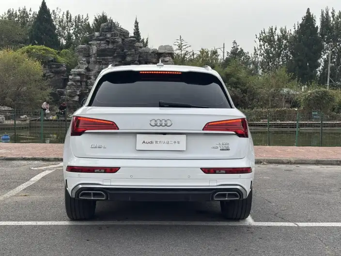 Audi Q5L 2023 Model 40T Luxury Dynamic Model – фото 3