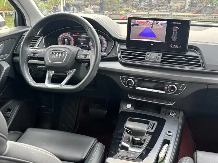 Audi Q5L 2023 Model 40T Luxury Dynamic Model – фото 6