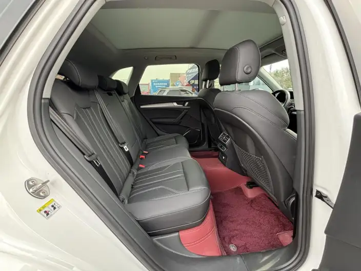 Audi Q5L 2023 Model 40T Luxury Dynamic Model – фото 9