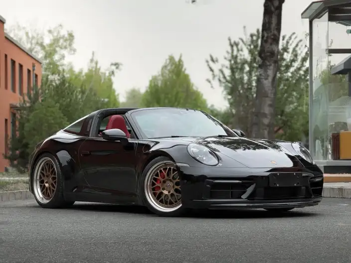 PORSCHE 911 2022 Model Targa 4 3.0T – фото 3