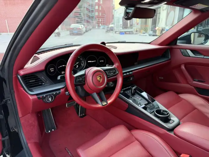 PORSCHE 911 2022 Model Targa 4 3.0T – фото 10