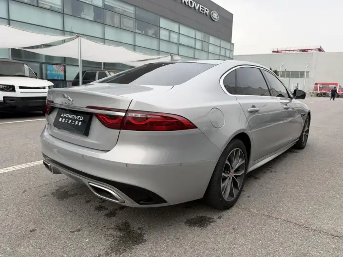 Jaguar XFL 2023 Model 2.0T P250 2WD Elite Sports Edition – фото 7
