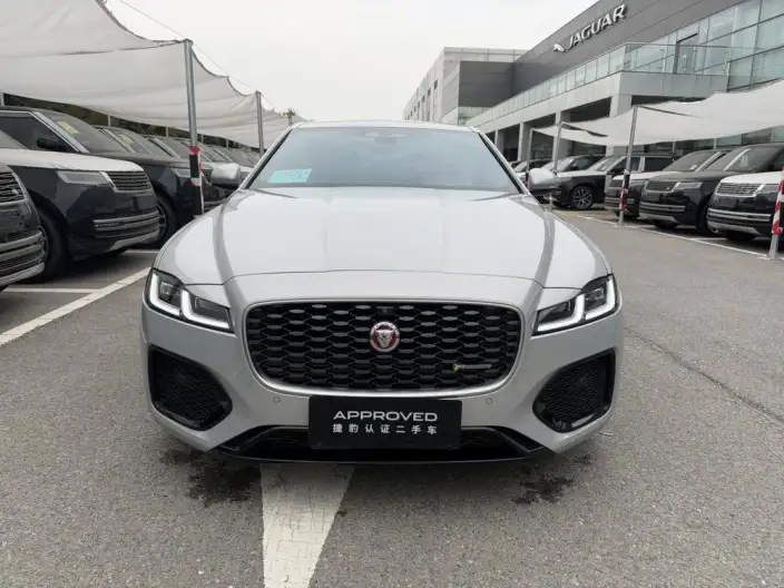 Jaguar XFL 2023 Model 2.0T P250 2WD Elite Sports Edition – фото 8