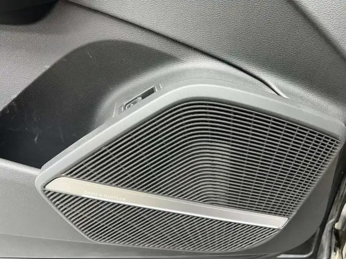 Audi Q5L 2022 Model Facelift 45T Luxury Dynamic Model – фото 7