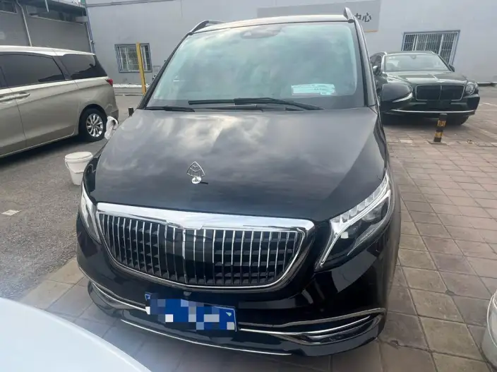 Mercedes-Benz V-Class 2021 Model V 260 Premium Edition – фото 2