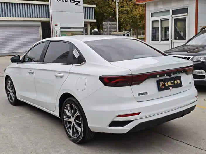 Geely Emgrand 2023 Model No. 4 Gen Champion Edition 1.5L CVT Noble Model – фото 4
