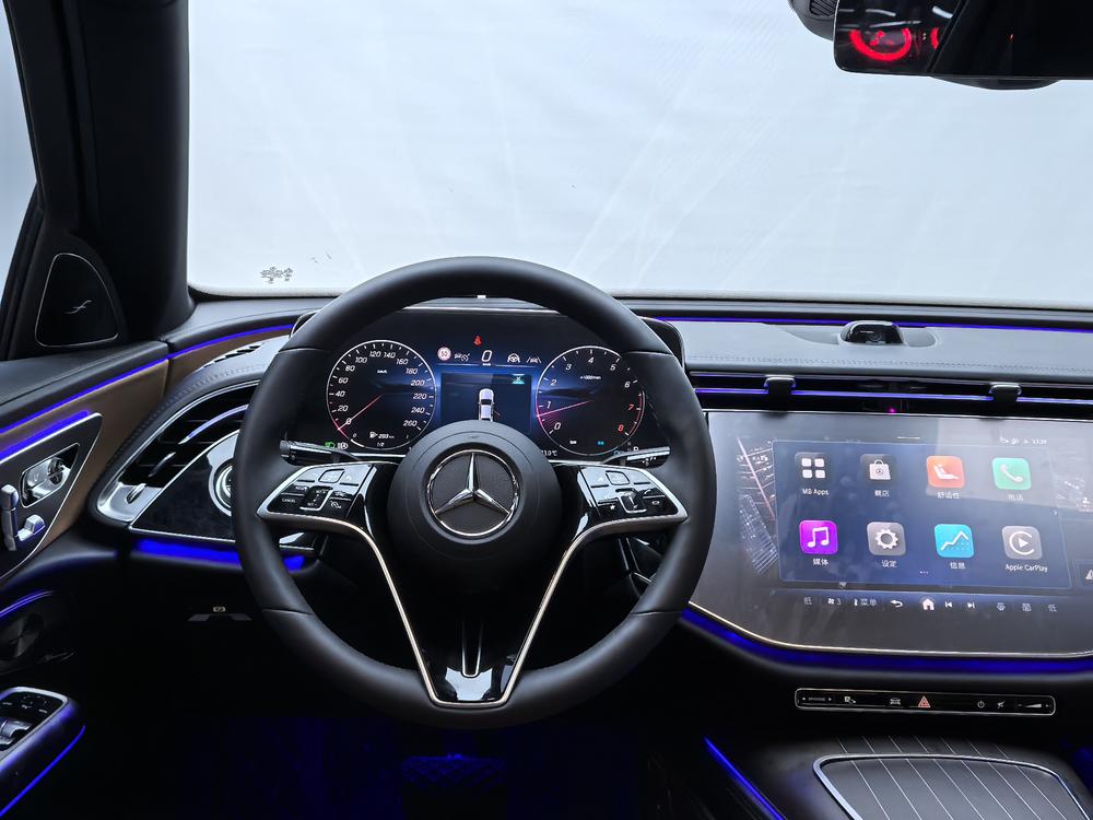 Mercedes-Benz E-Class 2026 E 300 L Luxury sedan – фото 14