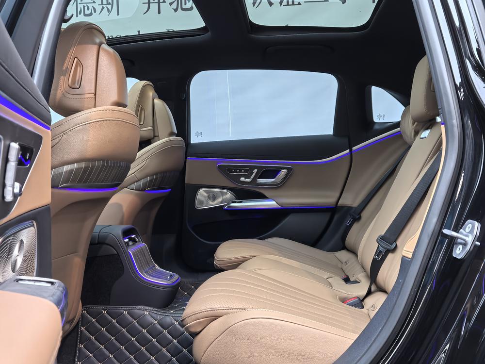 Mercedes-Benz E-Class 2026 E 300 L Luxury sedan – фото 18